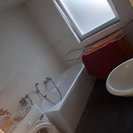아파트 Monteurwohnung 라테노브